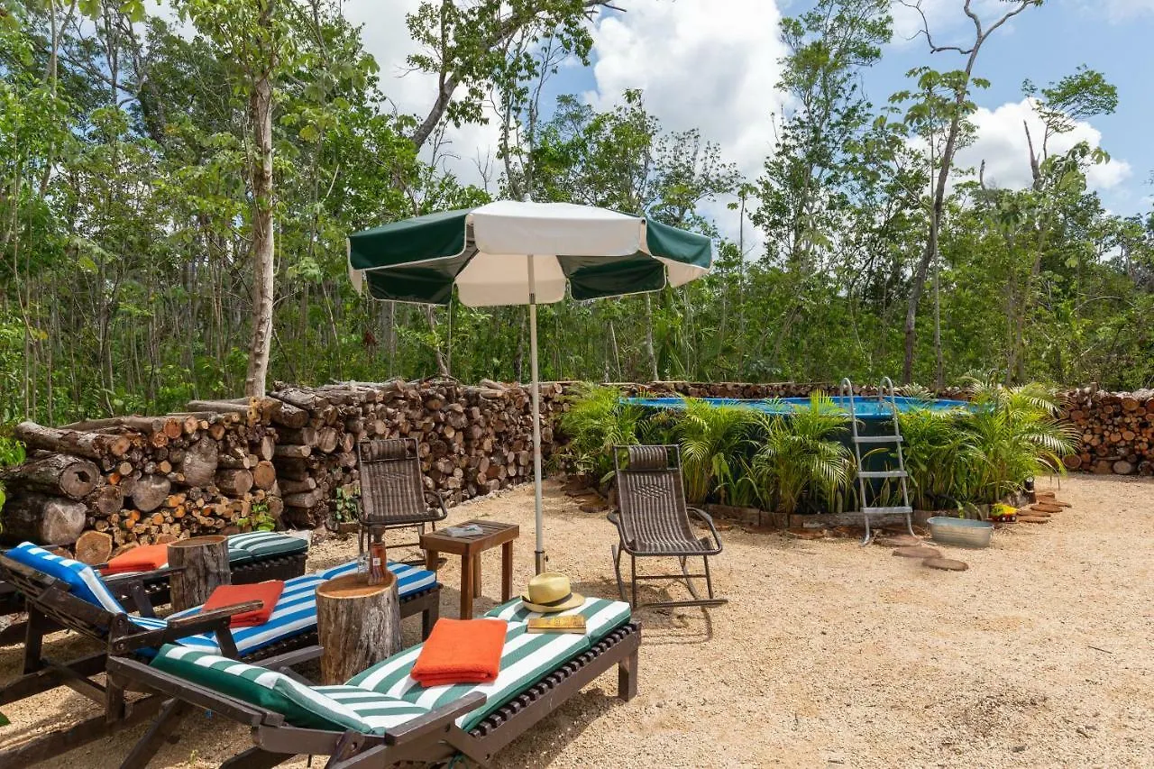 Willa Meli-Melo P&B Tulum