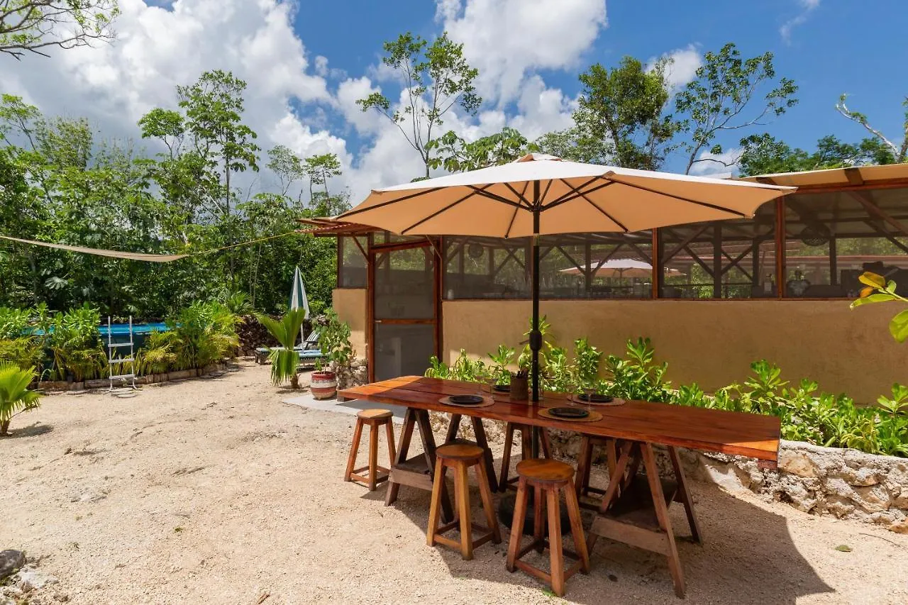 Meli-Melo P&B Villa Tulum Pueblo 0*,